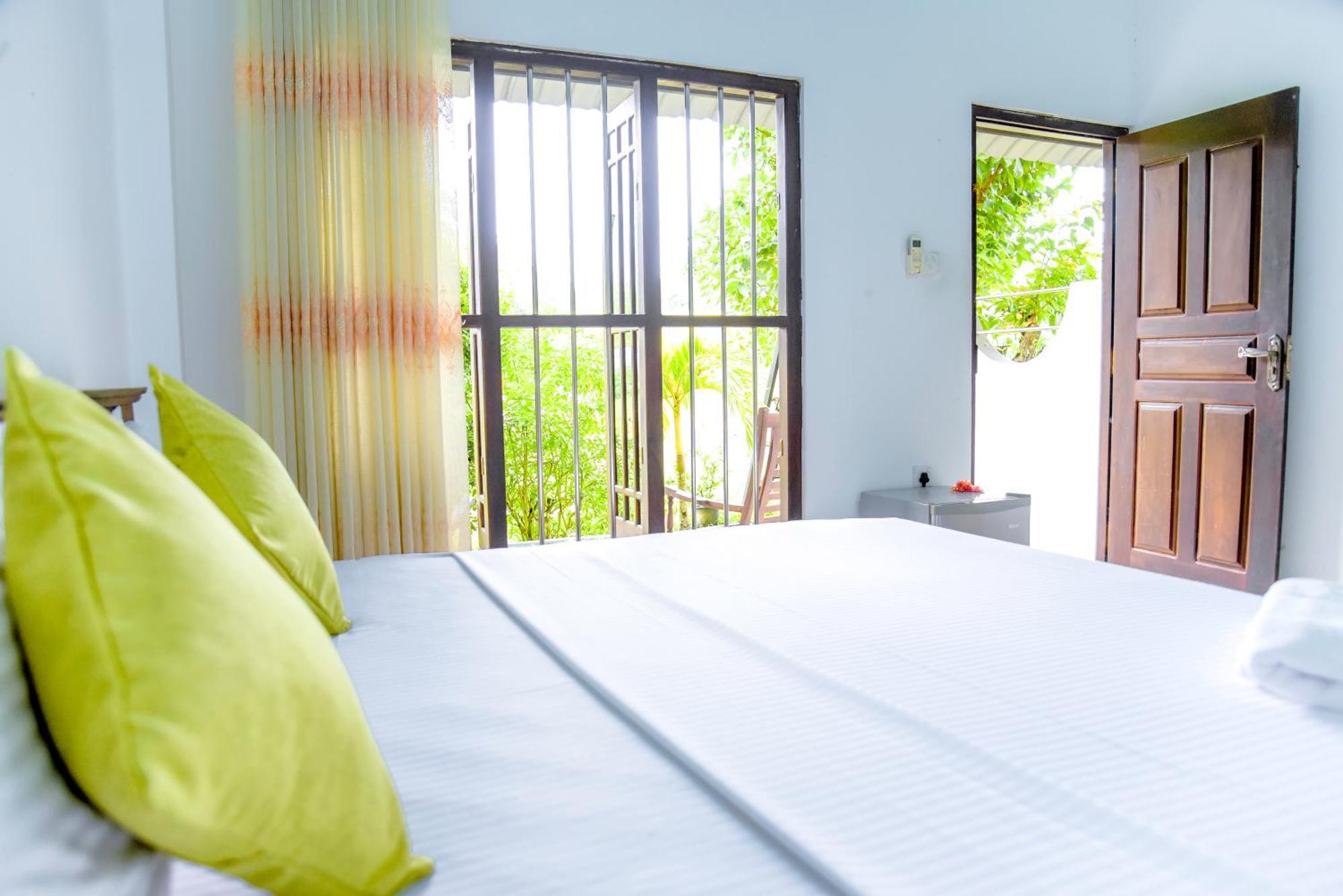 Paddy Field View Resort Mirissa Exterior photo
